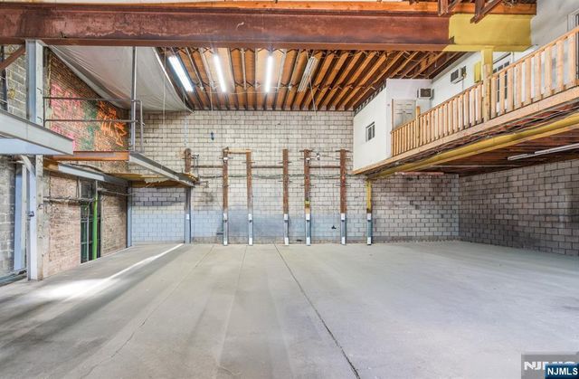 98 Delancy Street, Newark, NJ 07105