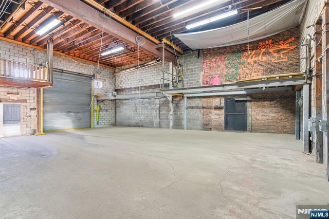 98 Delancy Street, Newark, NJ 07105