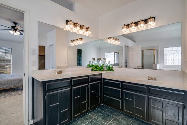 6814 Silver Lake Drive, Rowlett, TX 75089