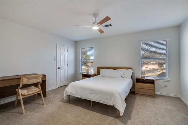 6814 Silver Lake Drive, Rowlett, TX 75089
