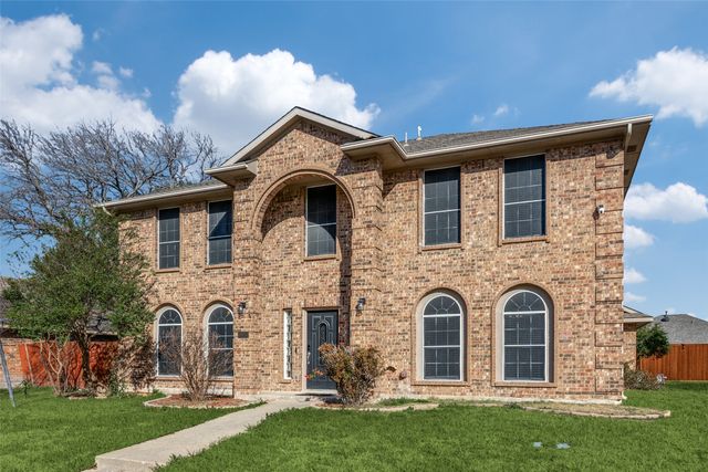 6814 Silver Lake Drive, Rowlett, TX 75089