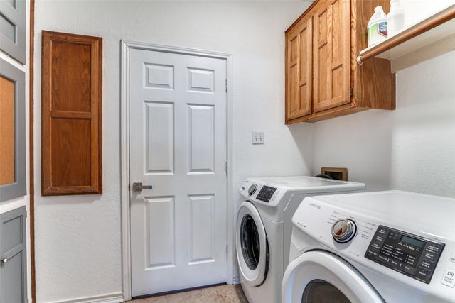 6814 Silver Lake Drive, Rowlett, TX 75089