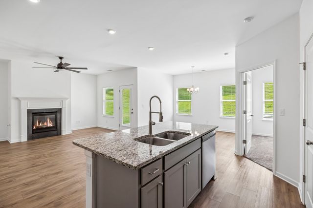 536 Morgan Meadows Way, Columbia, TN 38401