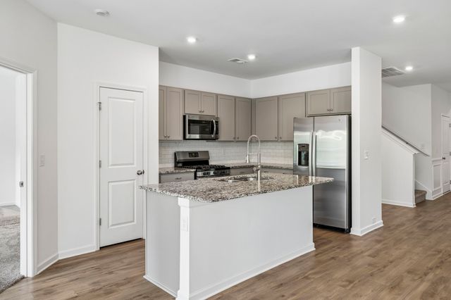 536 Morgan Meadows Way, Columbia, TN 38401