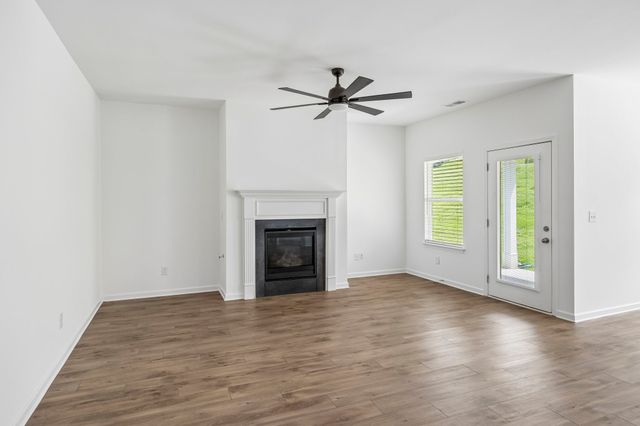 536 Morgan Meadows Way, Columbia, TN 38401