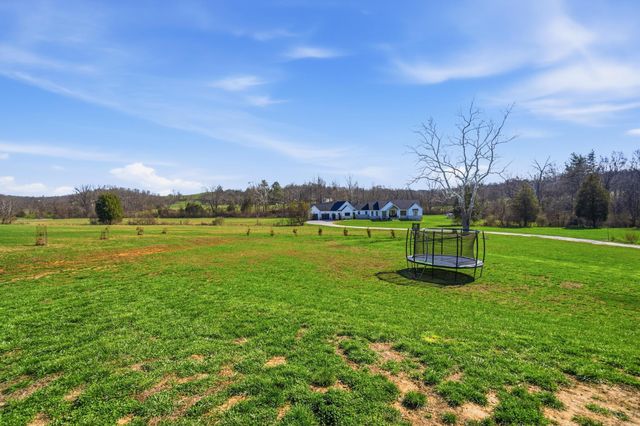 1607 Lickert Road, Alexandria, KY 41001