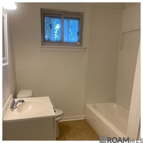 11544 Ellen Dr, Baton Rouge, LA 70811