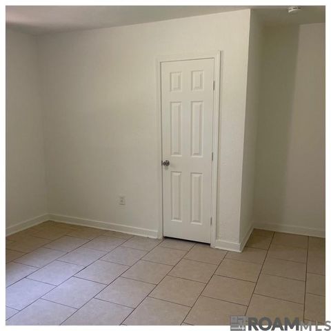 11544 Ellen Dr, Baton Rouge, LA 70811