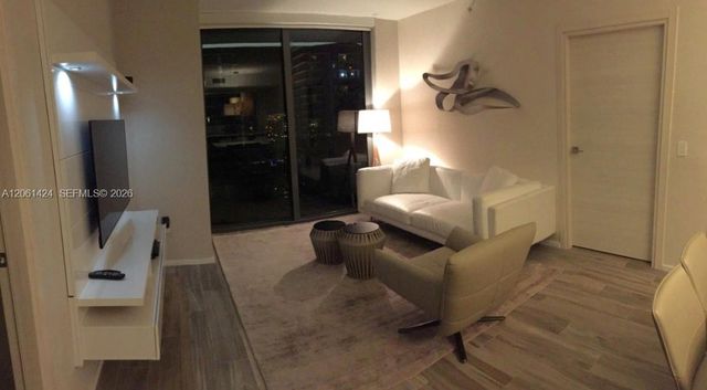 801 S Miami Avenue 1910, Miami, FL 33130