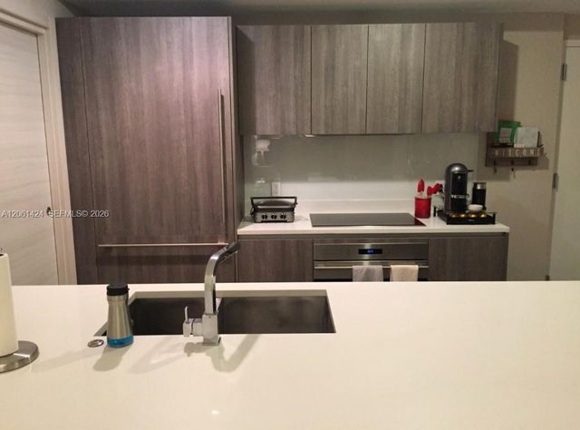 801 S Miami Avenue 1910, Miami, FL 33130
