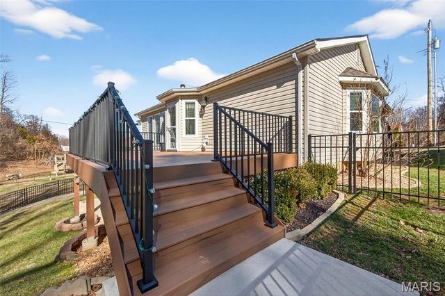 2361 Arkansas Drive, High Ridge, MO 63049