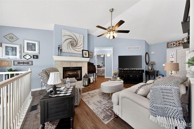 2361 Arkansas Drive, High Ridge, MO 63049