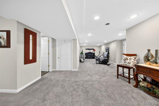 2361 Arkansas Drive, High Ridge, MO 63049