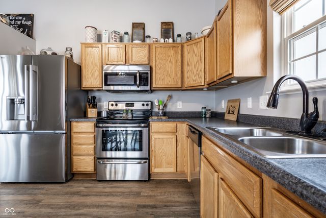 692 Mozart Drive, Greenfield, IN 46140