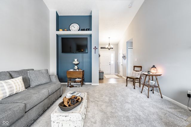 692 Mozart Drive, Greenfield, IN 46140