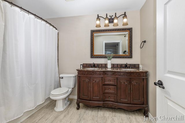 8731 Leonard Street, Coopersville, MI 49404