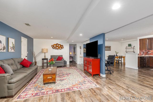 8731 Leonard Street, Coopersville, MI 49404