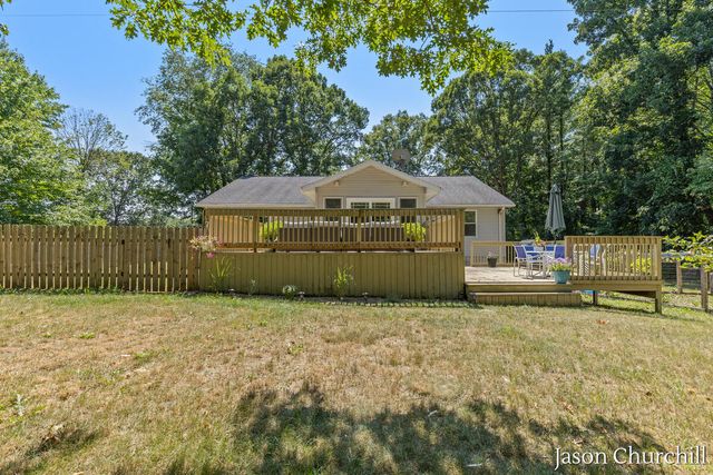 8731 Leonard Street, Coopersville, MI 49404