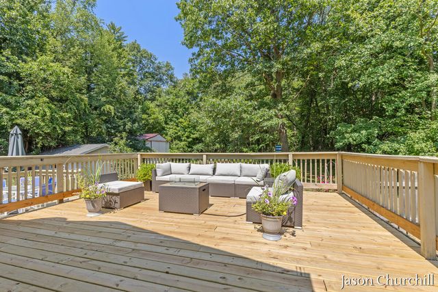 8731 Leonard Street, Coopersville, MI 49404