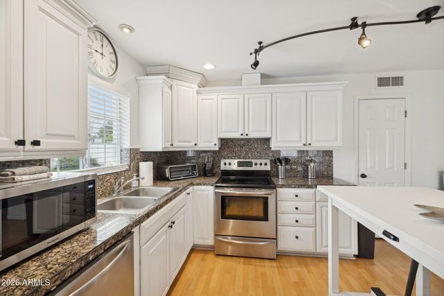 4723 S COUNTRY CLUB Way, Tempe, AZ 85282