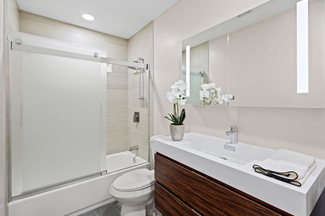 10528 Swallow Lane, Dallas, TX 75218