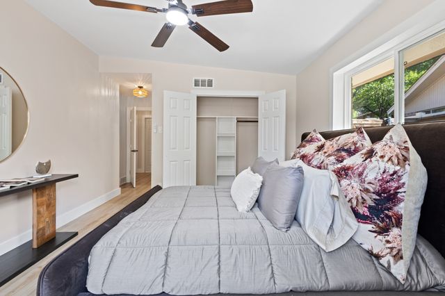 10528 Swallow Lane, Dallas, TX 75218