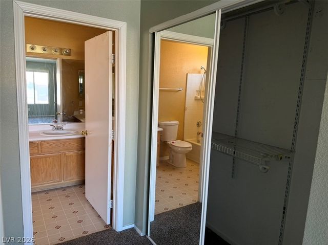 8450 Alta Drive 230, Las Vegas, NV 89145
