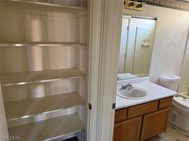 8450 Alta Drive 230, Las Vegas, NV 89145