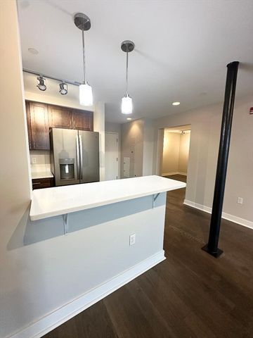 130 John Street 355, Lowell, MA 01852