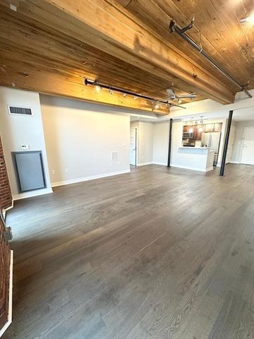 130 John Street 355, Lowell, MA 01852
