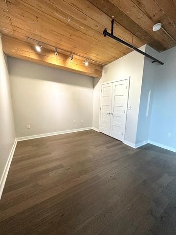 130 John Street 355, Lowell, MA 01852