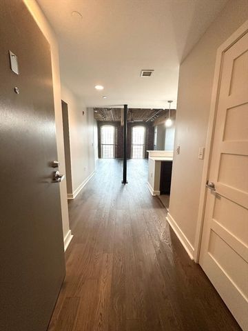 130 John Street 355, Lowell, MA 01852