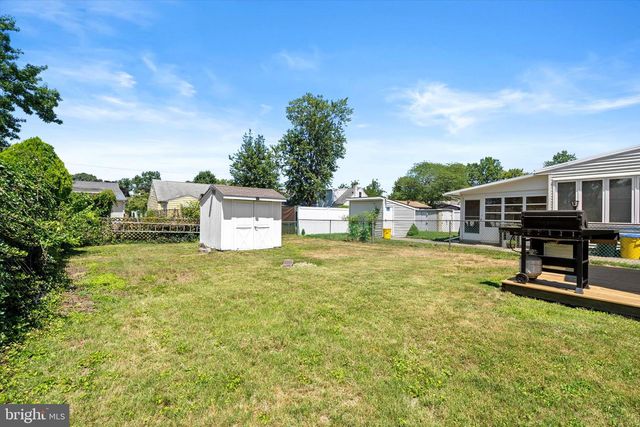 251 LILLIAN AVE, Hamilton, NJ 08610