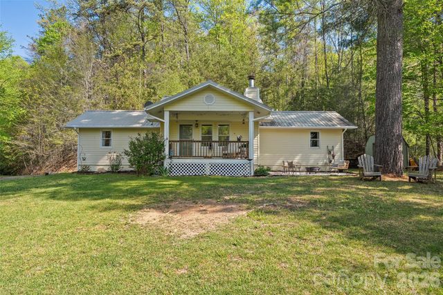 144 Bent Pine Drive, Waynesville, NC 28785