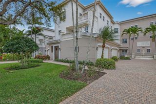 580 Avellino Isles CIR 201, Naples, FL 34119