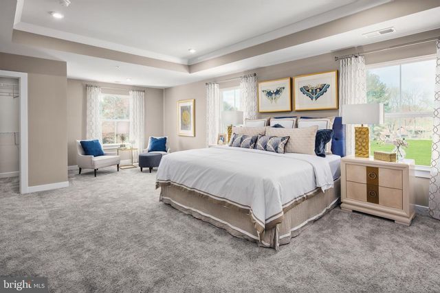 1814 CARACAS BLVD, Martinsburg, WV 25403