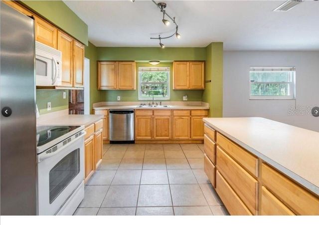 7807 GARRISON STREET, Tampa, FL 33617