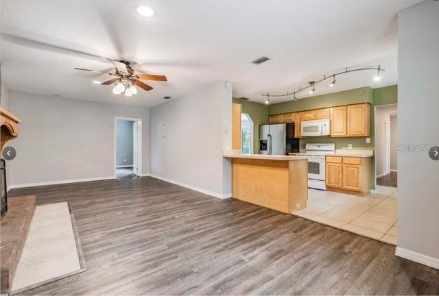 7807 GARRISON STREET, Tampa, FL 33617