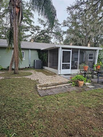 7807 GARRISON STREET, Tampa, FL 33617