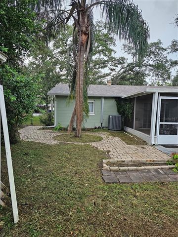 7807 GARRISON STREET, Tampa, FL 33617