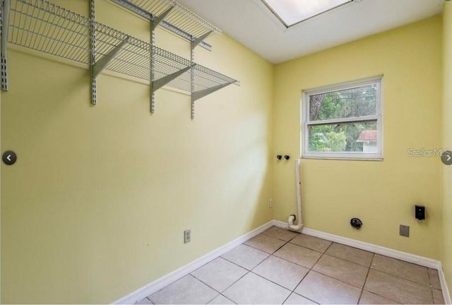 7807 GARRISON STREET, Tampa, FL 33617