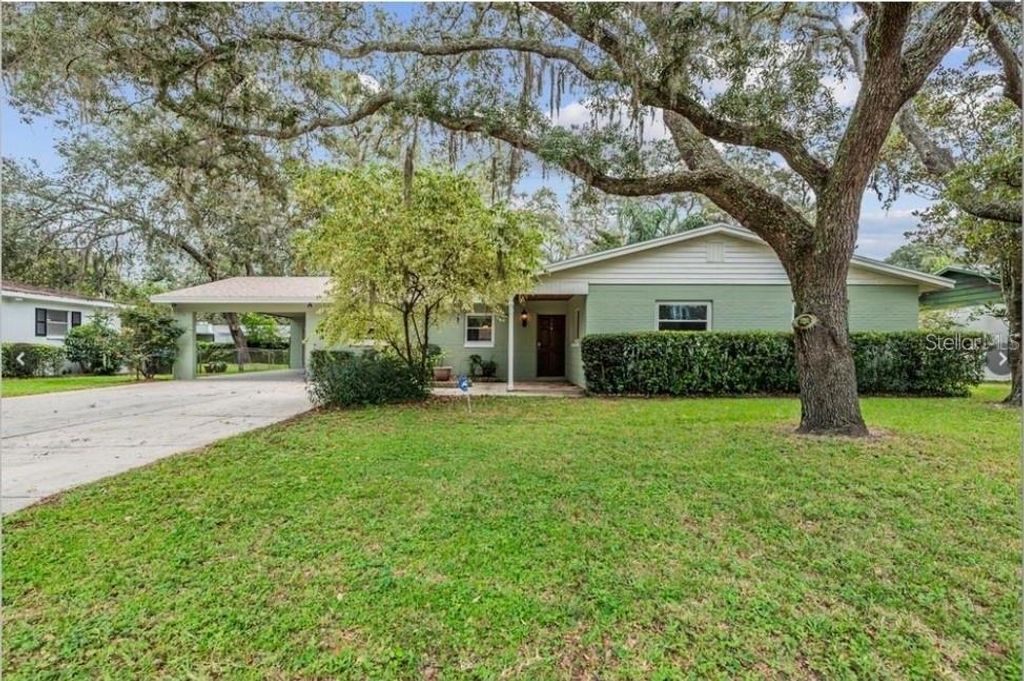 7807 GARRISON STREET, Tampa, FL 33617