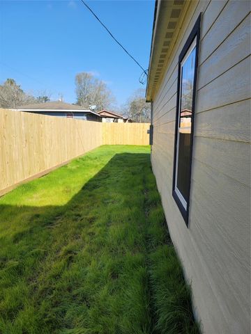 101 Patricia Lane, Conroe, TX 77301