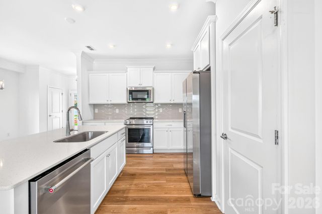 1814 Saint Louis Alley NW, Concord, NC 28027
