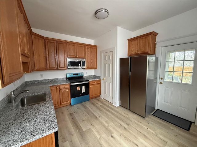 1020 23rd ST, Newport News, VA 23607