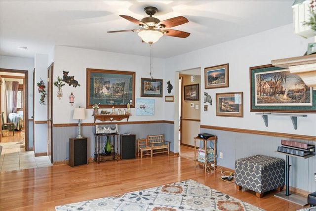 649 Edgewood DRIVE, Burlington, WI 53105