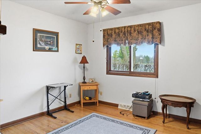 649 Edgewood DRIVE, Burlington, WI 53105