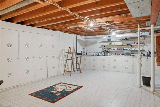 649 Edgewood DRIVE, Burlington, WI 53105