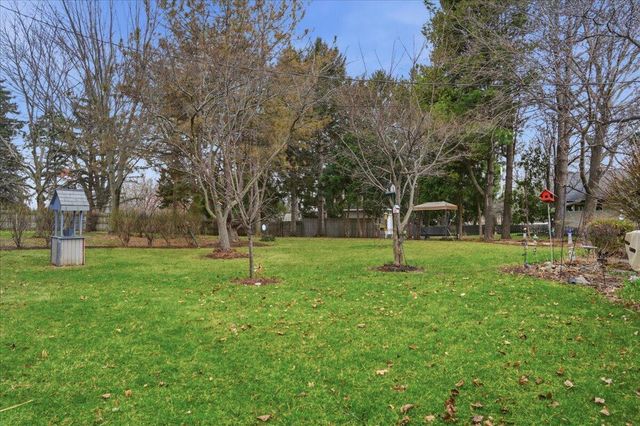 649 Edgewood DRIVE, Burlington, WI 53105