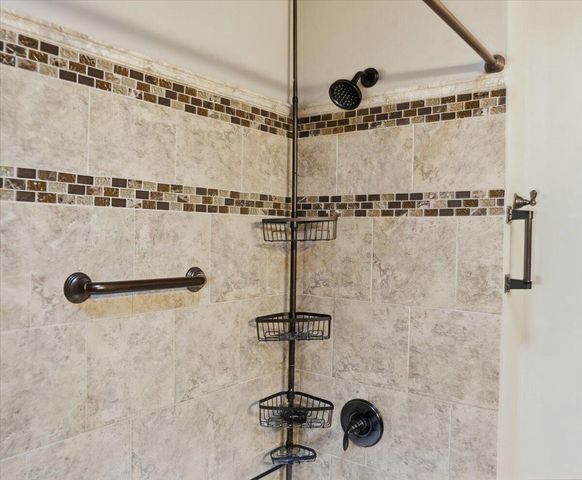 649 Edgewood DRIVE, Burlington, WI 53105